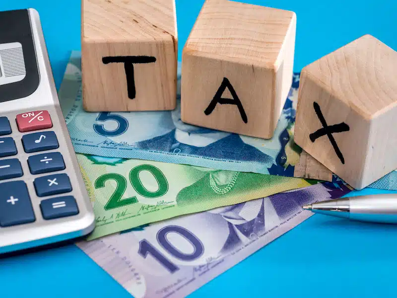 Wooden cubes tax with canadian dollar